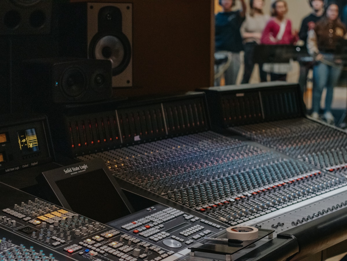 Smartphone playback check for AAC to MP3 converter online batch exports